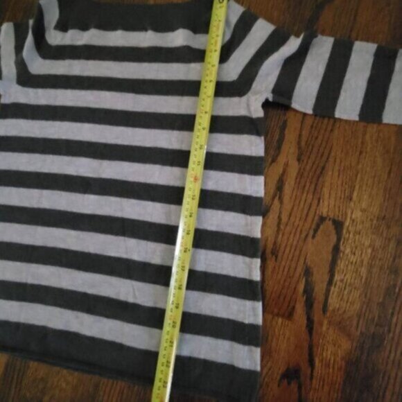 GAP Sweater Gray Sriped Lightweight Women's Sz XS Wool - Picture 8 of 8